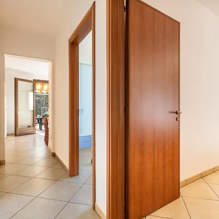 Holiday home 2 *